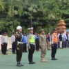 Polres Sukabumi menggelar apel pasukan di Balaman Mako Polres Sukabumi, Minggu, (3/3