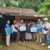 Program \"Light Up The Dream\" yang bertujuan untuk memberikan bantuan pemasangan listrik gratis kepada masyarak