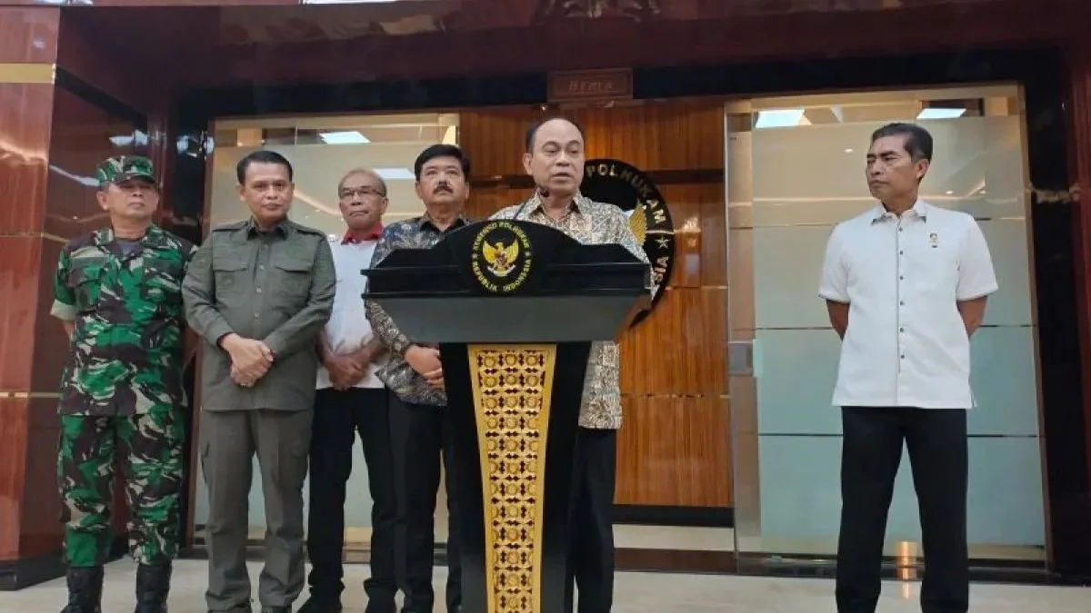 Menteri Komunikasi dan Informatika Budi Arie Setiadi di kantor Menko Polhukam RI, Selasa (19/3/2024). ANTARA