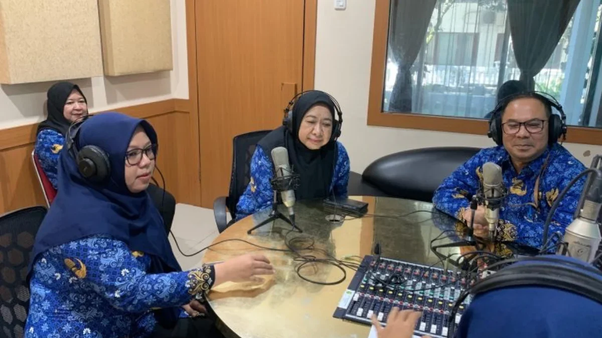 talkshow di Radio Swara FM