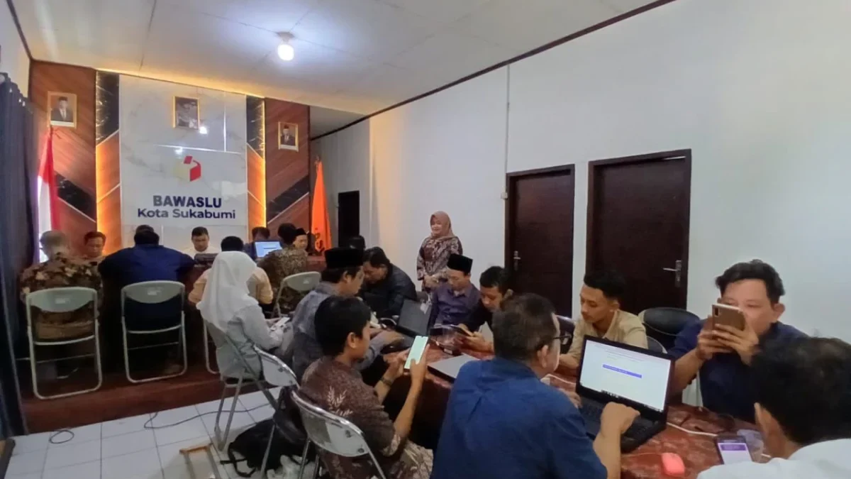 Bawaslu Kota Sukabumi mengevaluasi kinerja