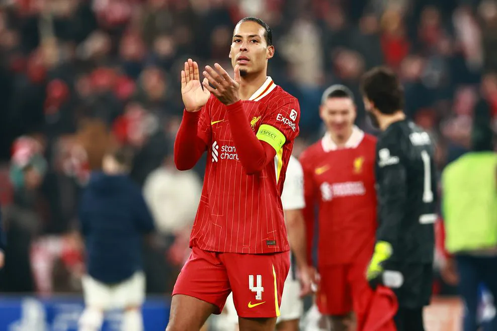 Virgil van Dijk Kapten Liverpool.