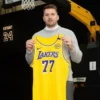 Luka Doncic Gabung Lakers