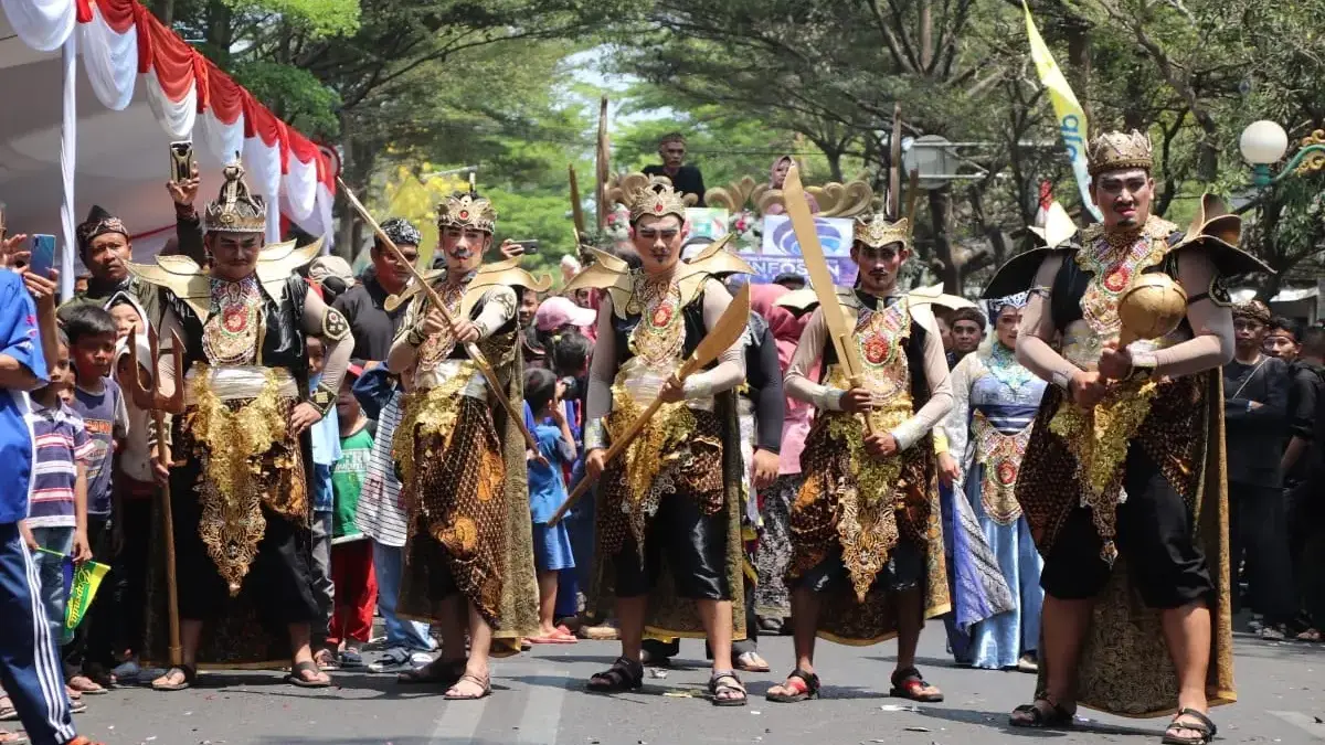 Istimewa