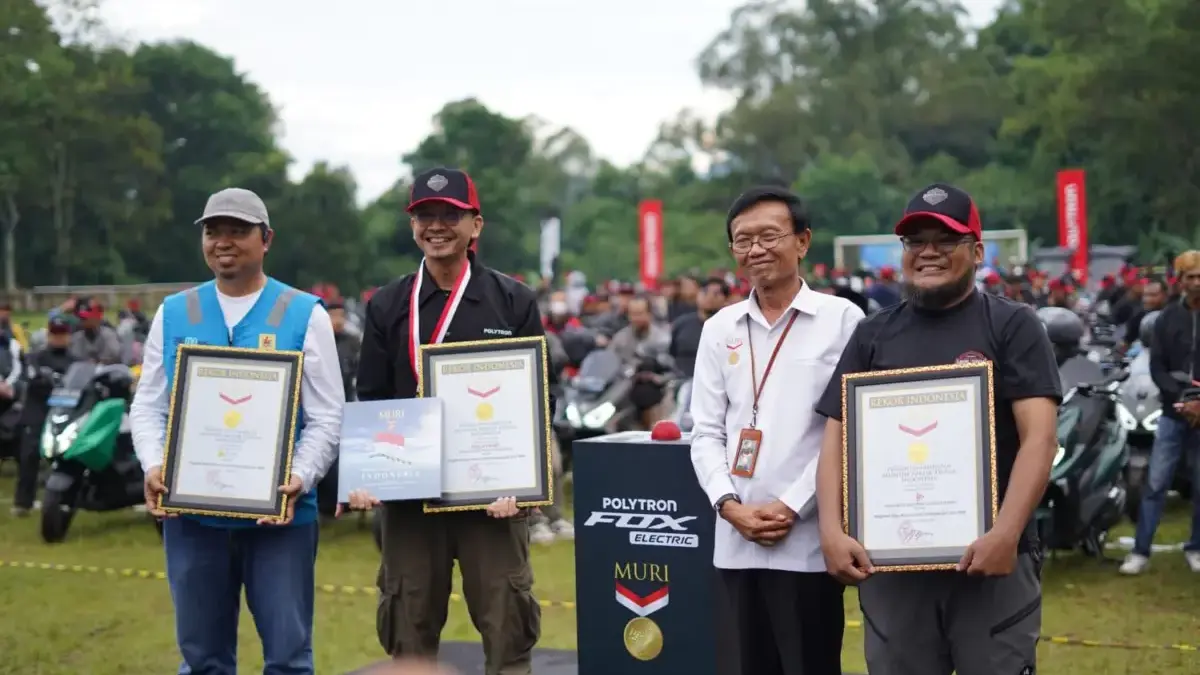PLN dan Polytron Catat Rekor MURI: 500 Motor Listrik Lakukan Pengisian Serentak di Jatinangor Ist
