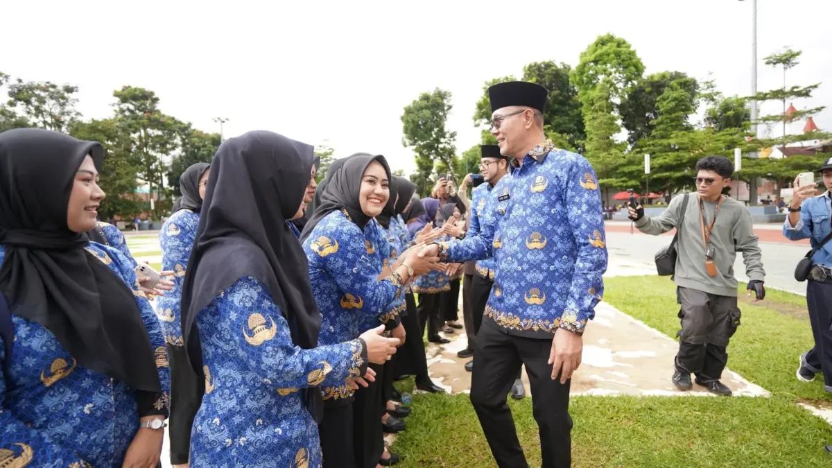 Wali Kota Sukabumi Lantik 1.827 PPPK Paruh Waktu Istimewa