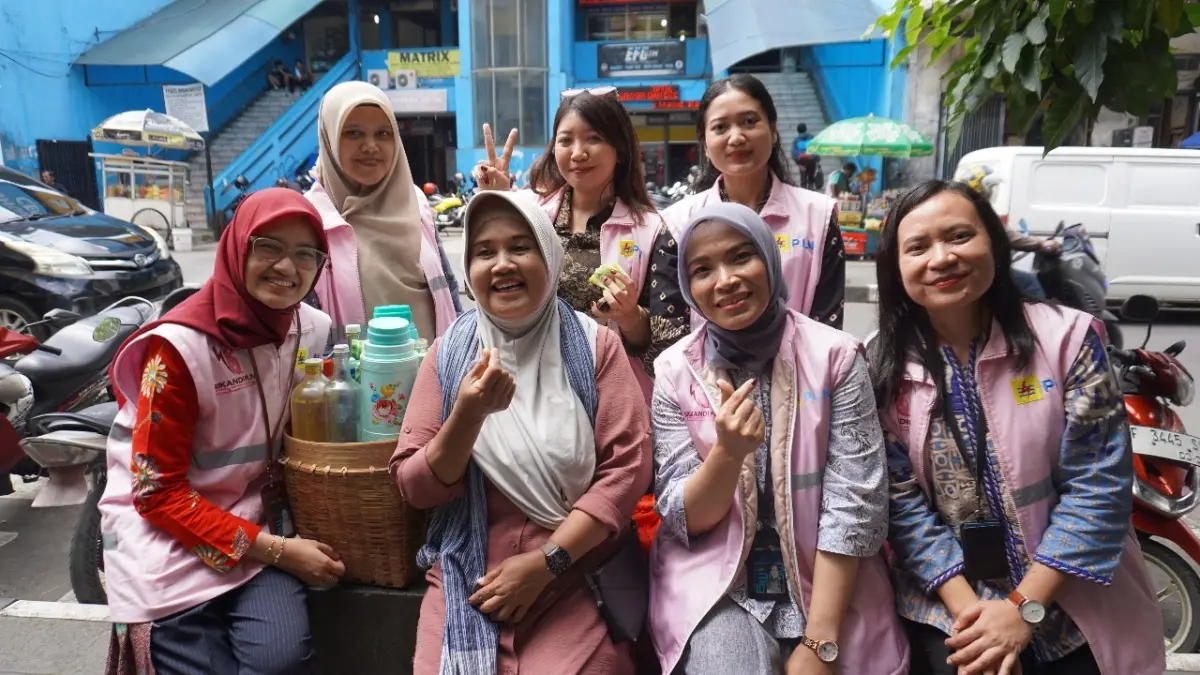 Srikandi PLN Sukabumi Tunjukkan Kepedulian Lewat Program Berbagi Saling Menguatkan: Women Support Women Ist
