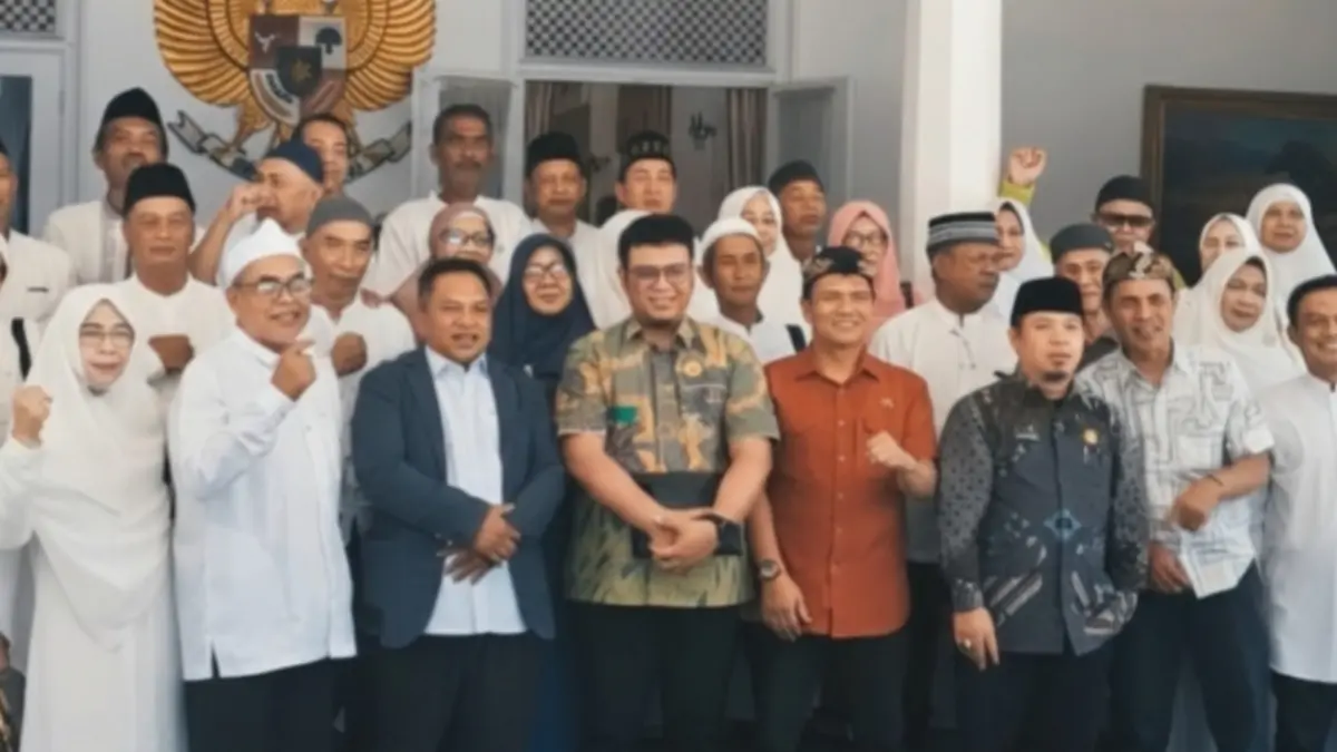 Ketua DPRD Sukabumi Terima Audiensi Forum Calon Jemaah Haji 2026, Istimewa
