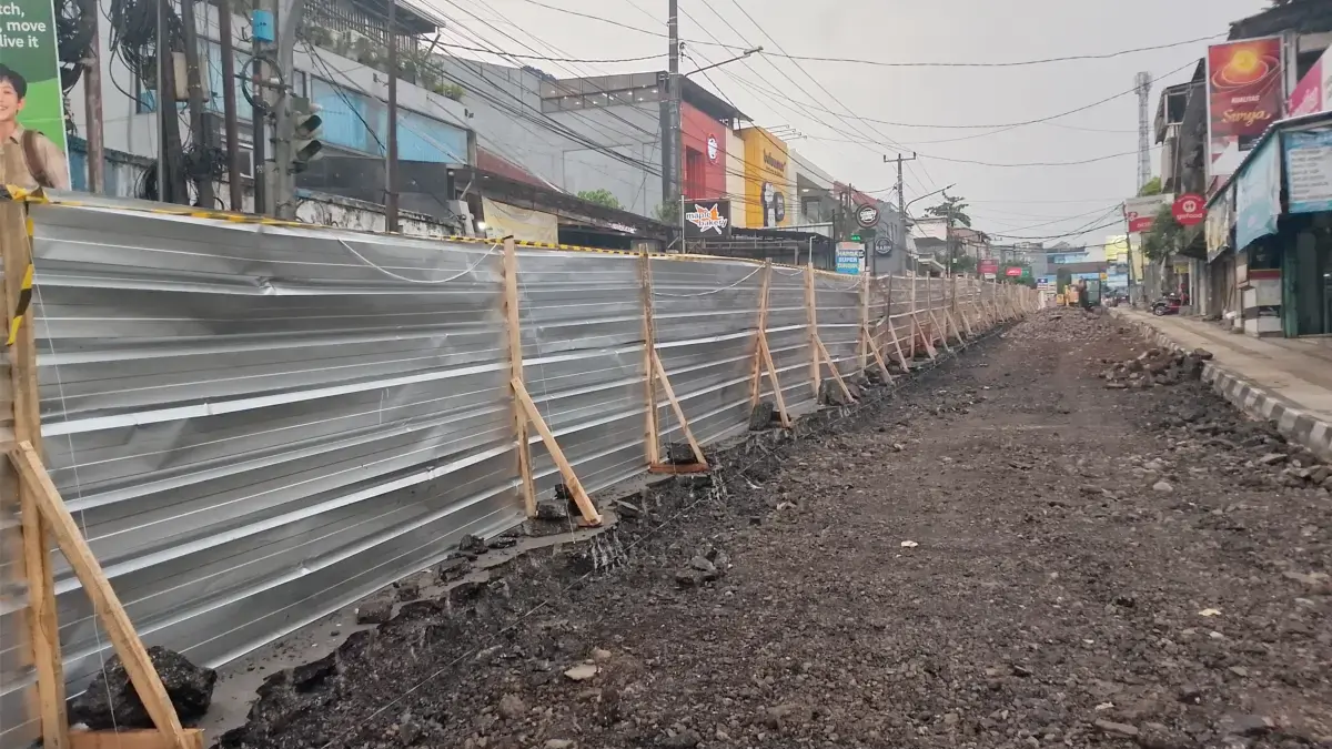 Pelaku Usaha Terancam Gulung Tikar, Dampak Pelaksanaan Pengerjaan Ruas Jalan Gudang Istimewa