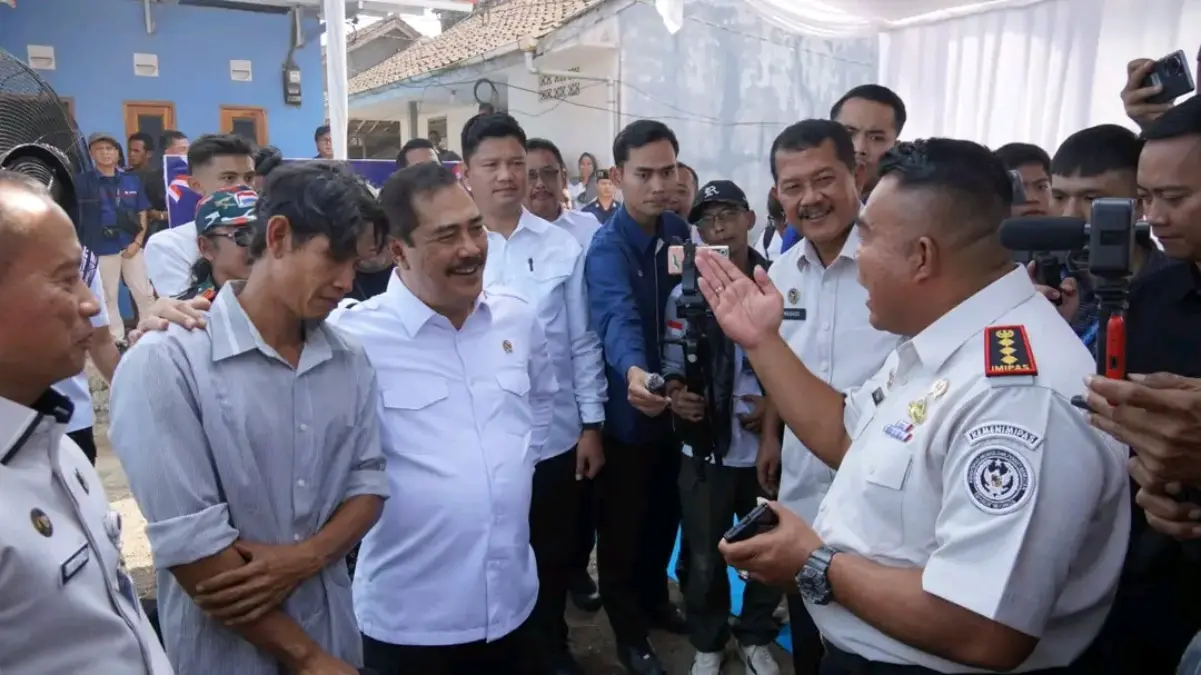 Menteri IMIPAS Bedah Rumah dan Renovasi Masjid di Sekitar Lapas Warungkiara Istimewa