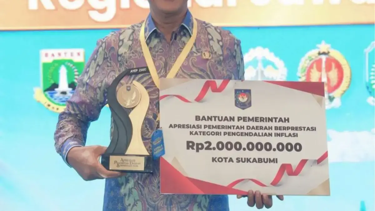 Pemkot Sukabumi Raih Penghargaan Terbaik II Penanganan Inflasi Istimewa