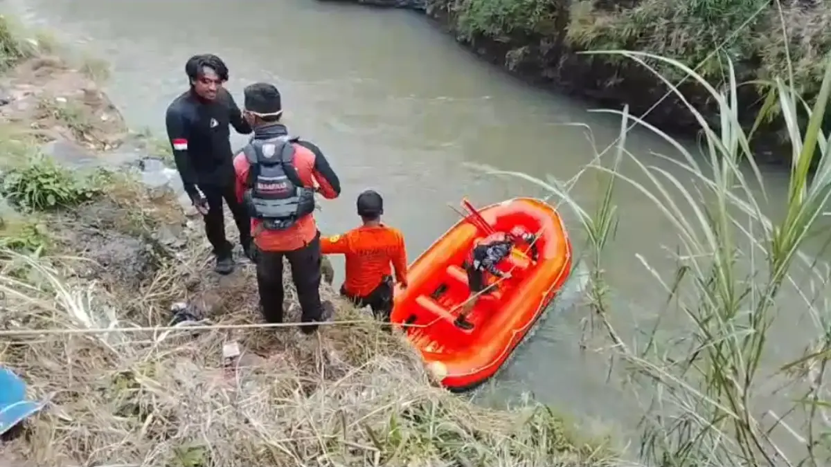 Seorang Anak di Ciambar di Meninggal Terbawa Arus Aliran Sungai Cicatih Istimewa
