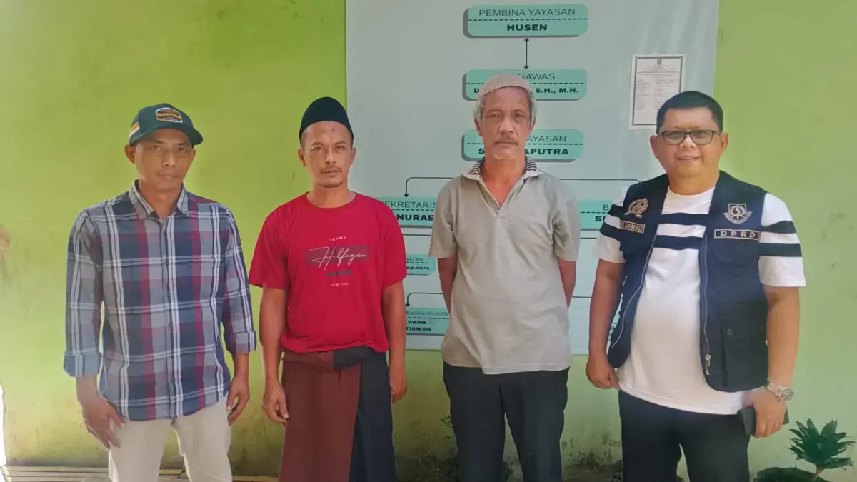 Cari Solusi bagi Warga yang Tinggal di MCK Istimewa