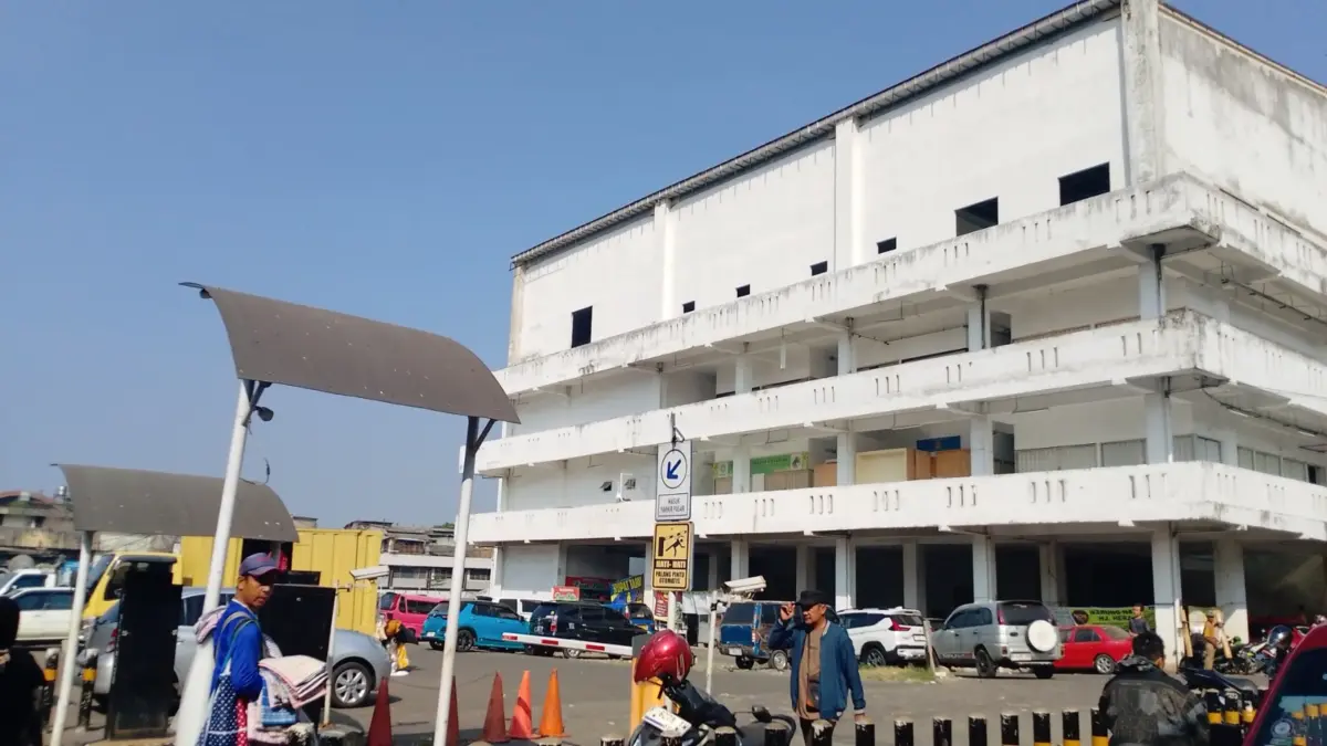 Pedagang Ogah Berjualan di Pasar Pelita Istimewa