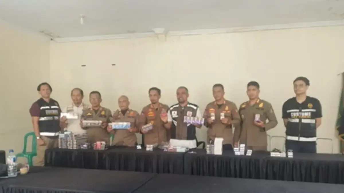 Satpol PP Sita Ribuan Batang Rokok Ilegal Istimewa
