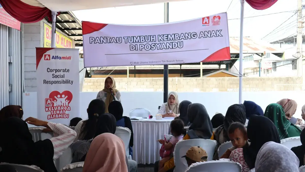 Edukasi 100 Keluarga di Sukabumi, Alfamidi Ajak Pantau Tumbuh Kembang Anak di Posyandu Edukasi 100 Keluarga di Sukabumi, Alfamidi Ajak Pantau Tumbuh Kembang Anak di Posyandu