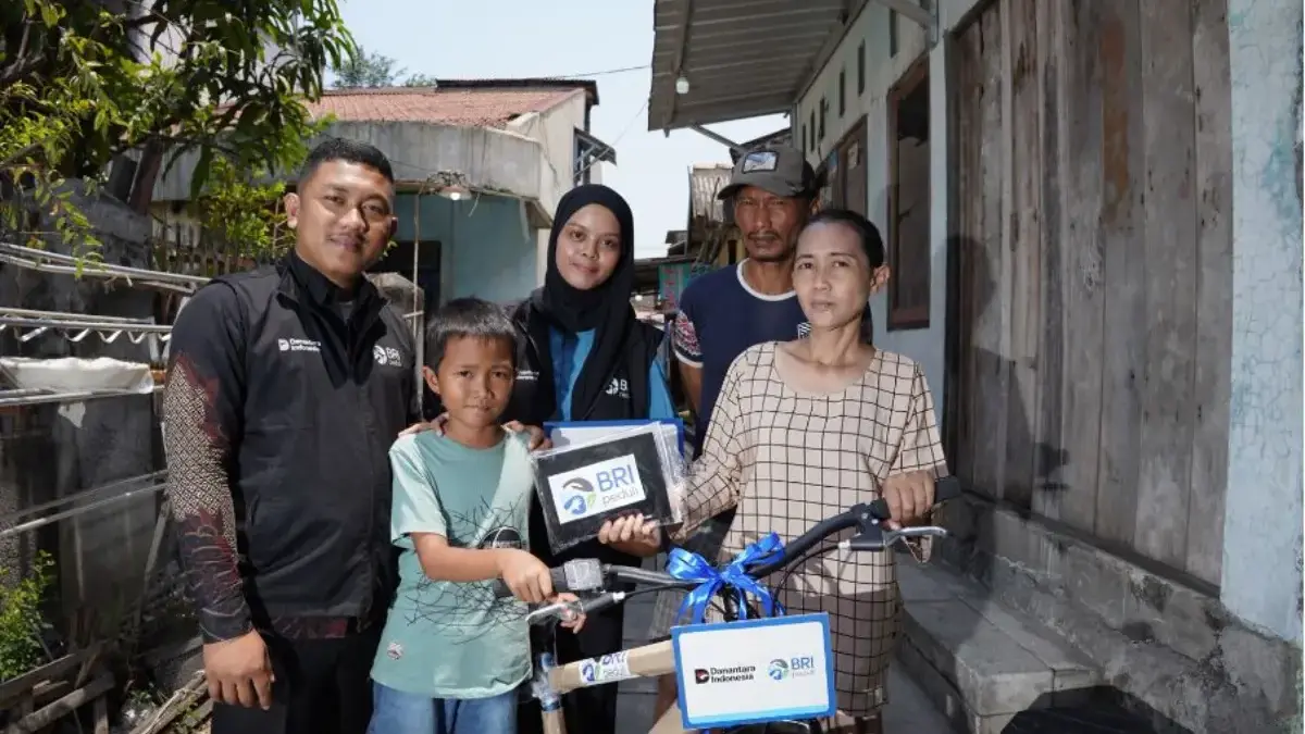 BRI Peduli Wujudkan Mimpi Kecil Mahesa, Temani Langkahnya Menuju Cita-Cita dengan Bantuan Sepeda BRI PEDULI