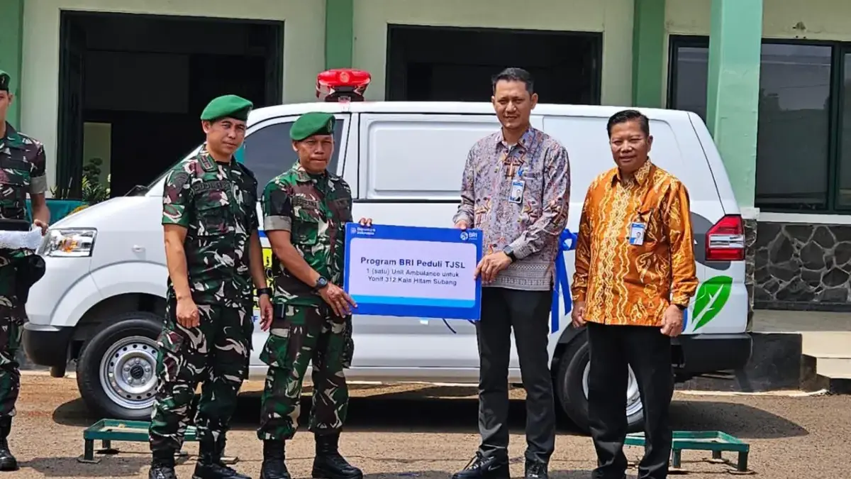 BRI Peduli Serahkan Bantuan Ambulance Dukung Layanan Kesehatan Yonif 312/Kala Hitam dan Masyarakat Subang TJSL BRI