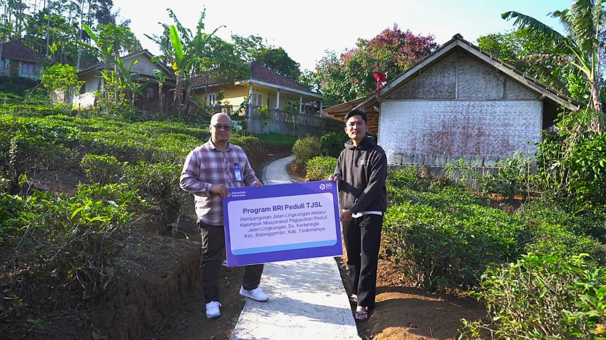 BRI Peduli Ubah Jalan Gang Tanah yang Licin Menjadi Jalan Beton di Pelosok Desa Tasikmalaya Foto Istimewa