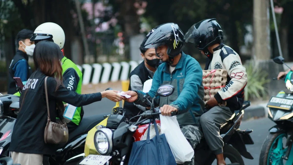 BRI Peduli Salurkan 270 Unit Mesin Pompa Air untuk Bantu Kendalikan Titik Api di Sejumlah Wilayah Kalimantan Foto Istimewa