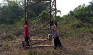 Pencuri Tak berkutik, Saat Tertangkap Basah Mencuri Potongan Besi Sutet