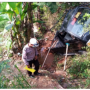 Hendak Ke Kampung Buricak Burinong, Mobil Pengangkut Wisatawan Masuk Jurang, Satu Orang Meninggal di Lokasi Kejadian
