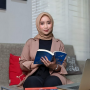 Melly Mellyna Ajarkan Personal Branding di Telkom University