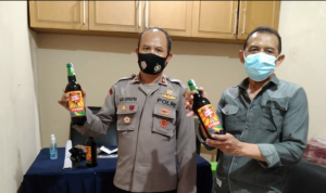 Hindari Penyebaran, Ratusan Botol Miras Disita Polisi