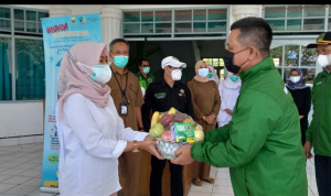 Berbagi, DPC PPP Sebar 1.000 Paket Bantuan