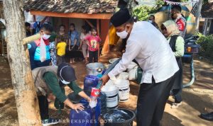 Kekeringan Cimanggung, PDAM Salurkan Air Bersih