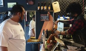 Wicky Dirikan Kedai Kopi di Tengah PPKM