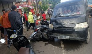 Dua Mobil dan Tiga Motor Alami Kecelakaan