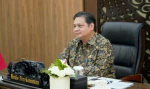 Tetap Waspada Meski Covid 19 Terkendali, Menko Airlangga: Tahun 2022 Pertumbuhan Ekonomi Optimistis Tercapai