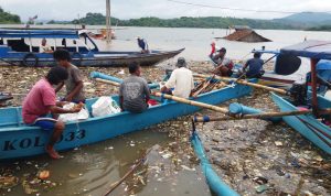 Sampah Waduk Jatigede Masih Belum Teratasi