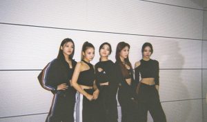 Lirik Lagu Loco - ITZY Beserta Video Klipnya