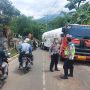 Tanki Pertamina Terperosok, Macet 8 Jam