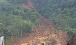 Longsor Kembali Terjadi di Sumedang