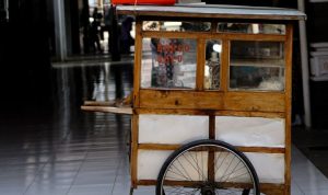 Mengerikan! Santri Bertemu Hantu Tukang Baso Tengah Malam