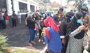 Minyak Goreng Langka, Pemerintah Jual Minyak Satu Harga