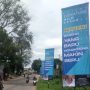 Diduga Belum Kantongi Izin, Banner Iklan Dipasangi Stiker