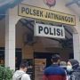 Korban Arisan Online Bodong di Jatinangor - Sumedang Geram, Rumah Pelaku Dijarah dan Keluarga Bos Arisan Menginap di Mapolsek Jatinangor Selama 2 Hari