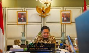 Inflasi 2021 Terkendali, Menko Airlangga: Pemerintah dan BI Perkuat Sinergi Kebijakan