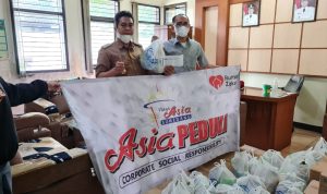 Plaza Asia Sumedang Salurkan Puluhan Paket Sembako