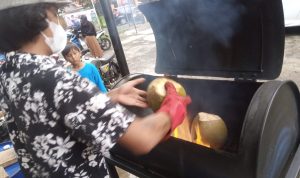 Kelapa Bakar Miliki Banyak Hasiat