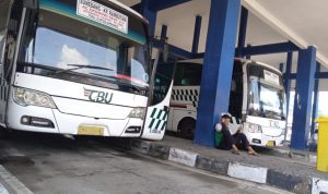 Dua Pekan Jelang Lebaran, Terminal Ciakar Sepi