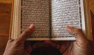 Makna dan Tata Cara Tadarus Al-Qur'an di Bulan Ramadhan