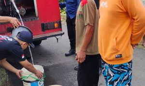 Pasca Longsor, Masyarakat Wanajaya Krisis Air Bersih Pasca Longsor, Masyarakat Wanajaya Krisis Air Bersih