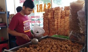 Tahu Sumber Rasa Sumedang Laku di Cirebon