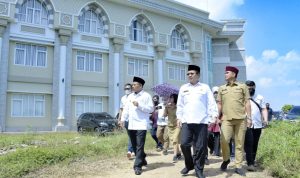 Uu Ruzhanul Tinjau Progres Pembangunan Embarkasi Haji Indramayu