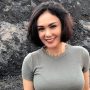 Yuni Shara Kenang Pertemuan Terakhirnya Bersama Bob Tutupoly